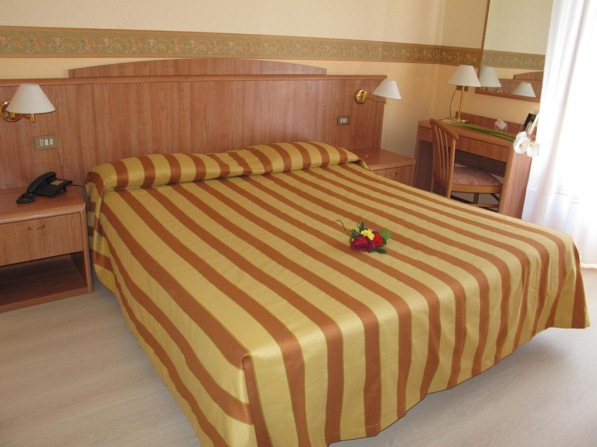 Hotel Smeraldo Lido di Jesolo Zimmer foto