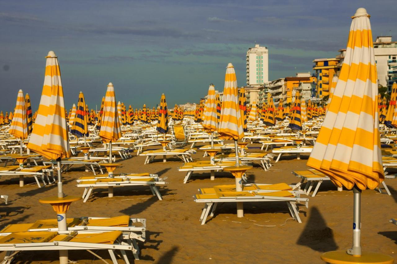 Hotel Smeraldo Lido di Jesolo Exterior foto